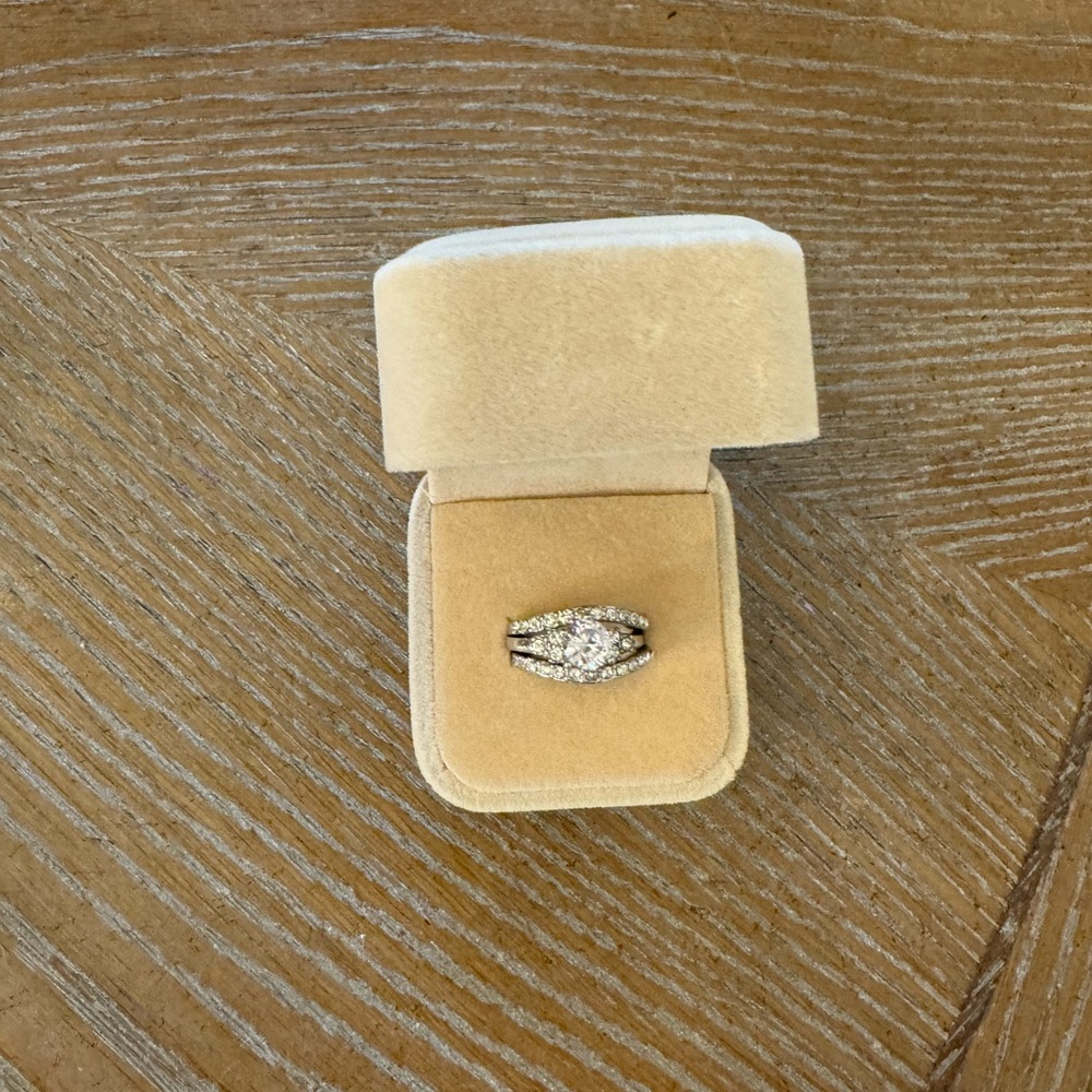 Women’s ring set